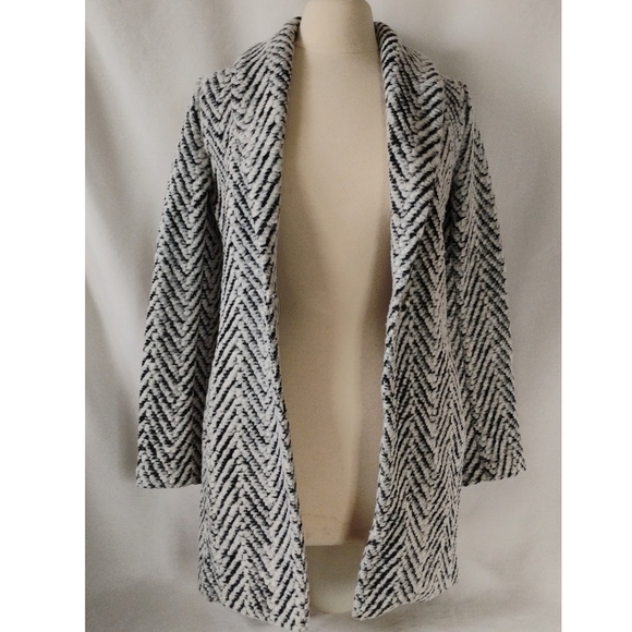 Dynamite Coat Jacket Women's Faux Wool Herring Bone Pattern Black and White - Picture 8 of 16